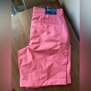 Vineyard Vines 9 Inch On-the-Go Shorts